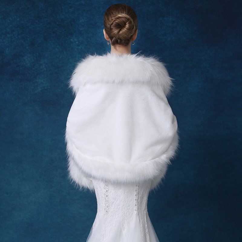 Wedding Dress Fashionable Warm Shawl — photo 3