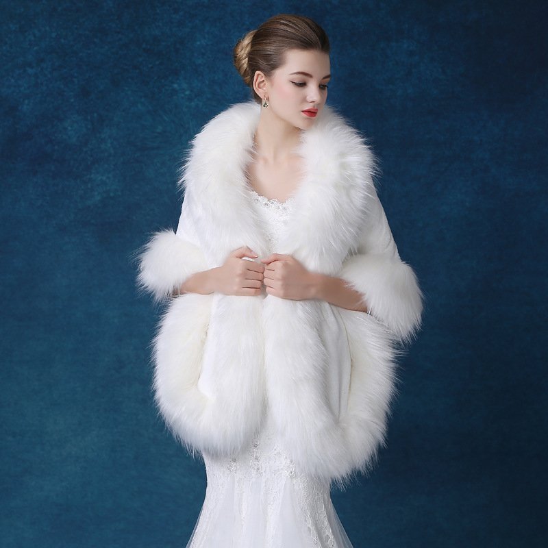 Wedding Dress Fashionable Warm Shawl — photo 4