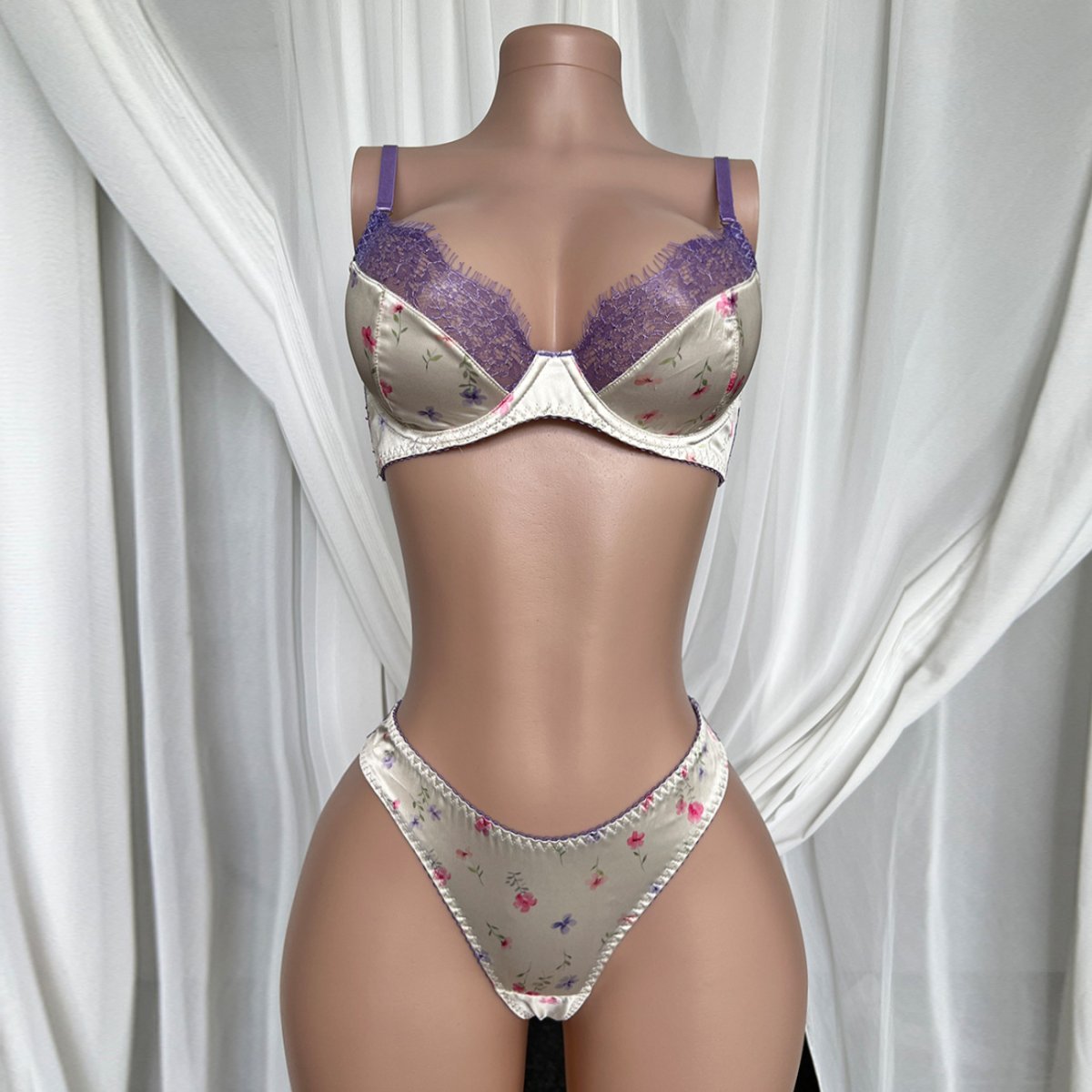 Satin Floral Lace Stitching Bra Set