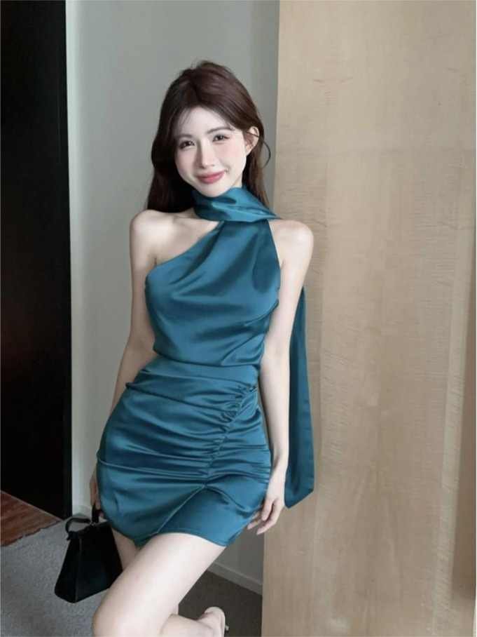 Peacock Blue Backless Satin Halter Dress — photo 2