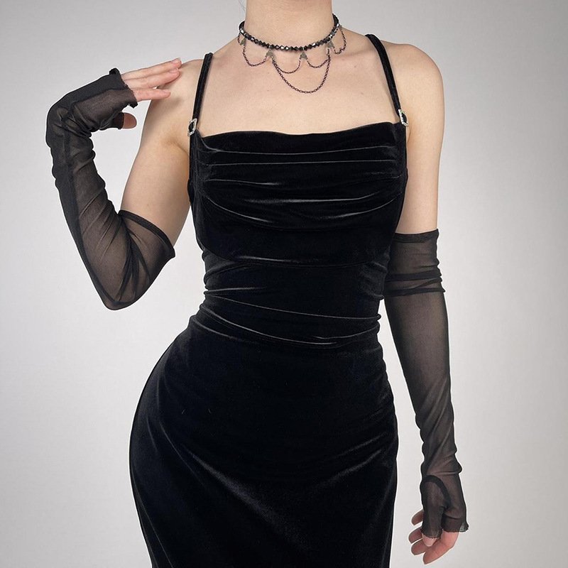 Backless Velvet Dress Women's Sling — photo 3