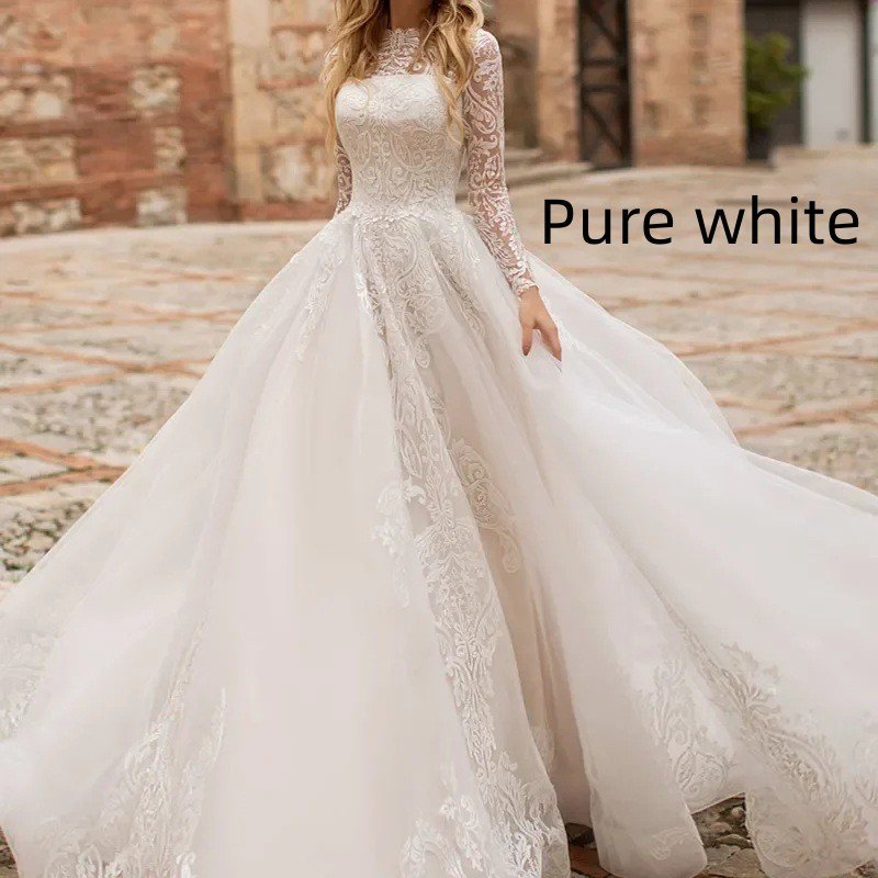 Long Sleeve Exquisite Wedding Dress — photo 4